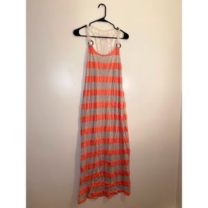 Pink & Gray Stripped Maxi Dress 🌾